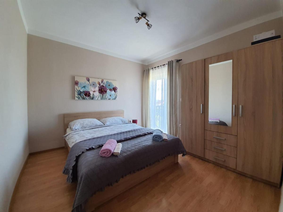 Apartment Andric Kaštela Exteriör bild