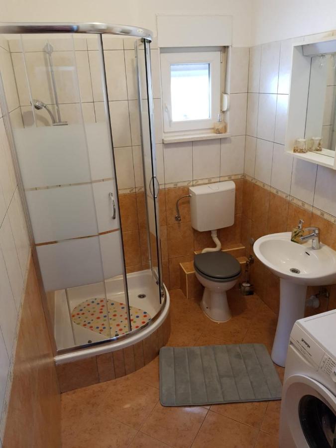 Apartment Andric Kaštela Exteriör bild