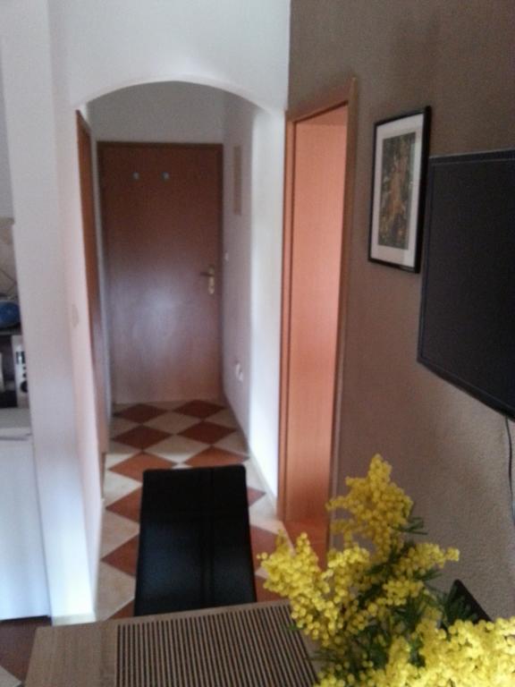 Apartment Andric Kaštela Exteriör bild