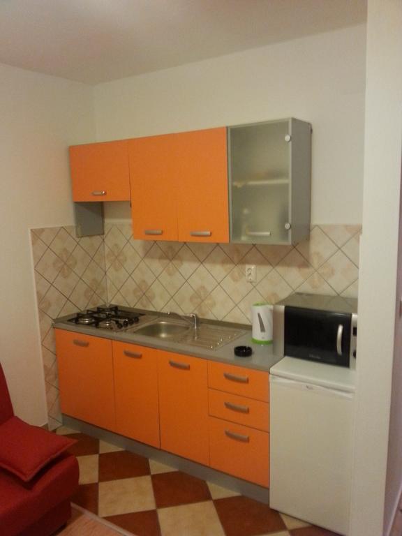 Apartment Andric Kaštela Exteriör bild
